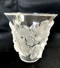 Lalique Crystal SAUMUR Grapes
