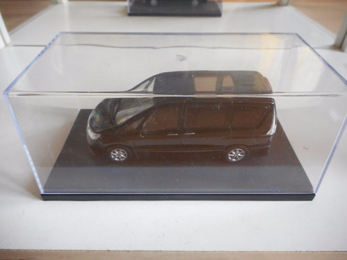 Collection nissan serena en - j,