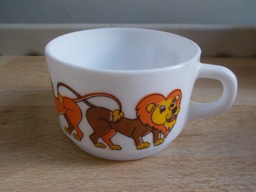 Tasse arcopal vintage décor - tasse,