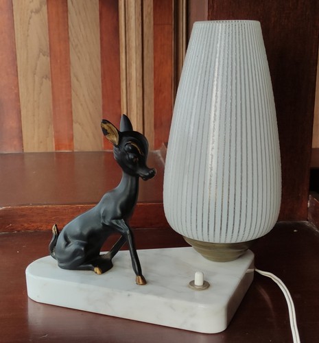 Ancienne lampe poser biche - à,