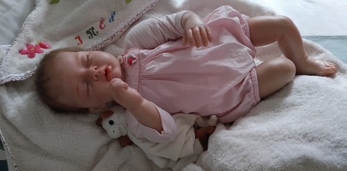 Joli bébé reborn - reborn, endormie