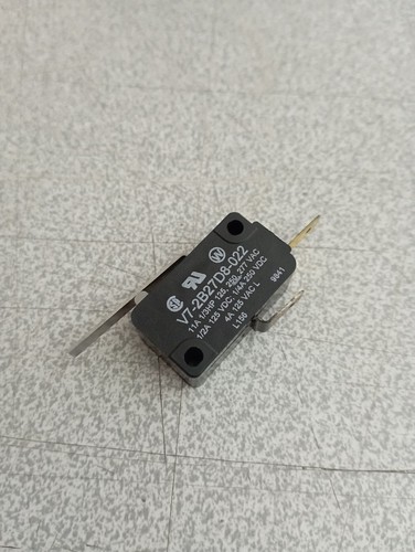 2b27d8 022 contacteur - v7-2b27d8-022,