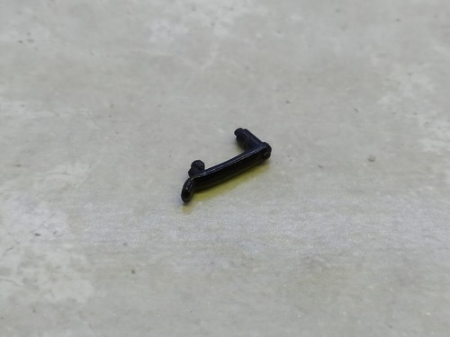 Sangle capot jaguar type - 1/18,