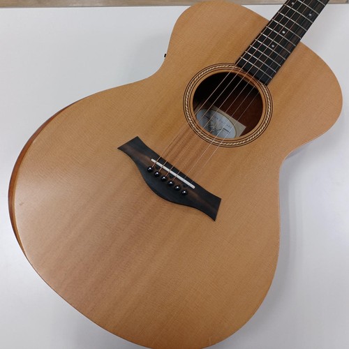 Guitare acoustique électrique