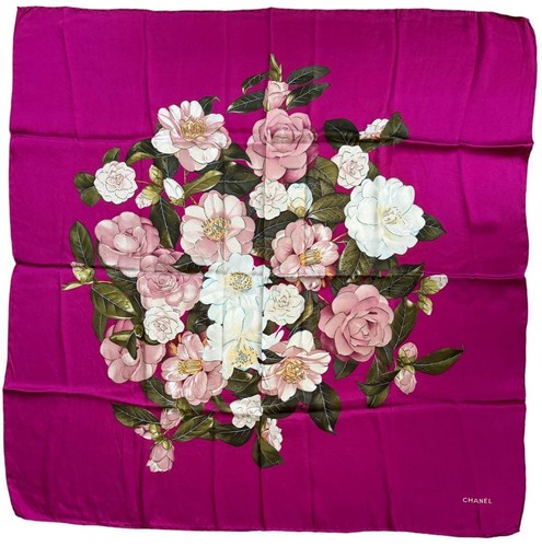 Foulard soie chanel motif - en,