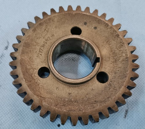 Gear for manual transmission - for,