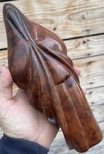 Sculpture Loupe de Thuyas Femme Voilé Essaouira Art Moderne Islam Art Islamique