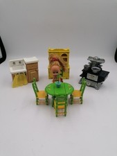 MATTEL - 1980 - DOLLHOUSE -