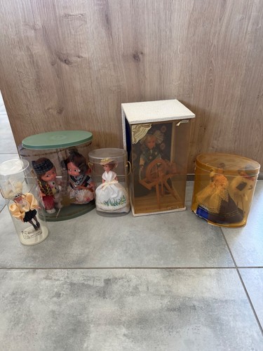 Lot figurines poupées - lot,