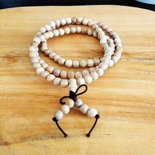 Mala en perles de bois de Camphre odorantes de 6mm - Perles Prières #90