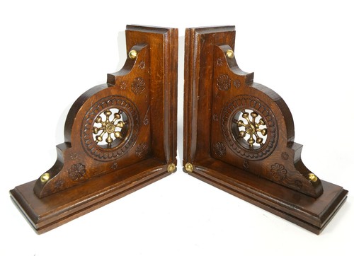 Support livre sculpté - de, roue