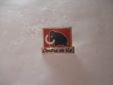 PINS MAGASIN MAMMOUTH CENTRE