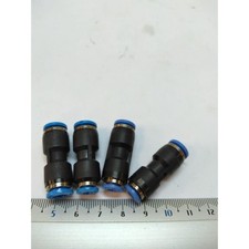 LOT DE 4 RACCORDS PNEUMATIQUES
