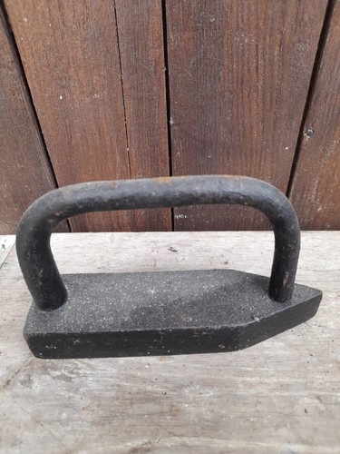 Iron ingot laundry folk art - iron,
