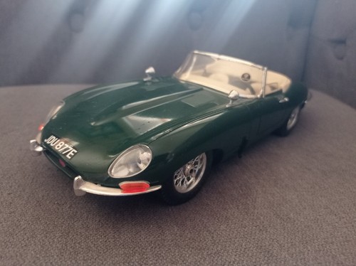 Burago jaguar type - 'e', (1961)