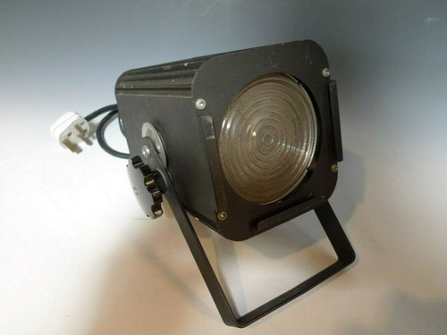 Lumière continue fresnel 500w - fresnel,
