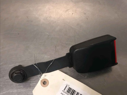 Ancrage ceinture avant gauche - avant,