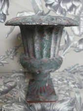 Petit vase Médicis fonte