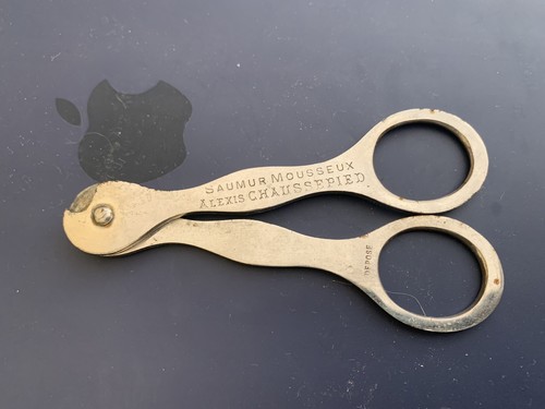 Ciseau champagne coupe - a,