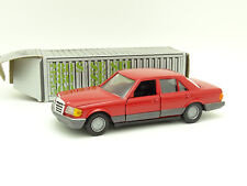 NZG 1/35 - Mercedes 280 300 320 500 SE W126 Rouge