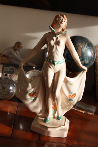 Ancienne statuette - ancienne,