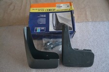 Jeu de bavettes avant Peugeot