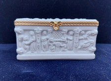 Boîte Coffret bijoux porcelaine de Limoges Artoria 20ème Porcelaine Limoges Box