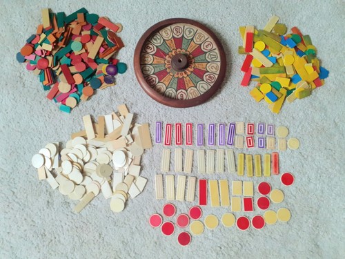 548 jetons ancien bois - jetons, jeu