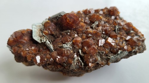 Grenat grossulaire var - grenat,