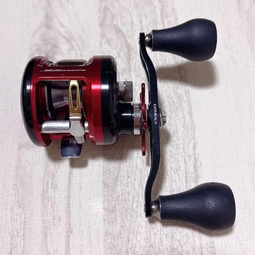 Moulinet pêche rouge daiwa - moulinet,