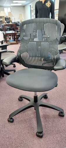 Knoll generation chairs - knoll,