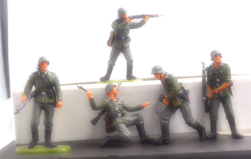 Elastolin wwii plastic germans - elastolin,