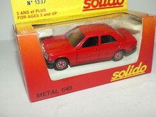 MERCEDES 190 E 2.5-16V Rouge SOLIDO 1:43