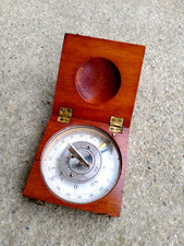 ANCIEN CADRAN SOLAIRE DE POCHE