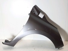 AILE AV D RENAULT CLIO 4 631002841R