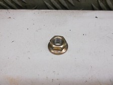 Taille haie Iseki Shindaiwa TYB 210 - Ecrou de serrage du volant magnétique