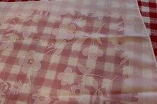 NAPPE ET 8 SERVIETTES EN VOILE POLYESTER TRANSPARENTE