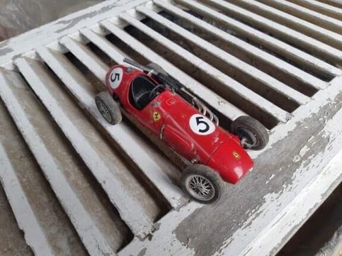 Ferrari 500 tonka - polistil, f1
