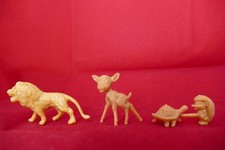 La Roche aux Fées Figurines publicitaires Bambi + 1 lion du cirque