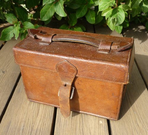 Boîte cartouchière ancienne