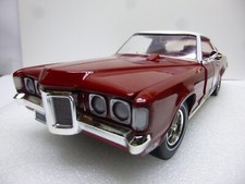 PONTIAC GRAND PRIX HARD TOP 1969 AUTOWORLD 1/18