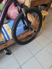 Vélo tout terrain peu servis