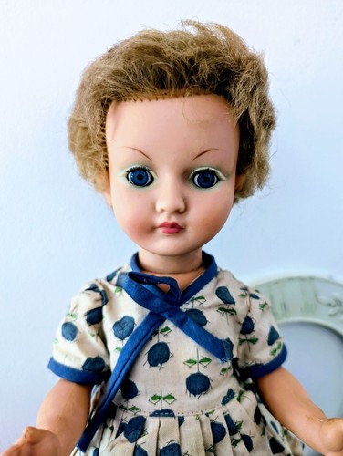 Poupée bella année - année, 1950