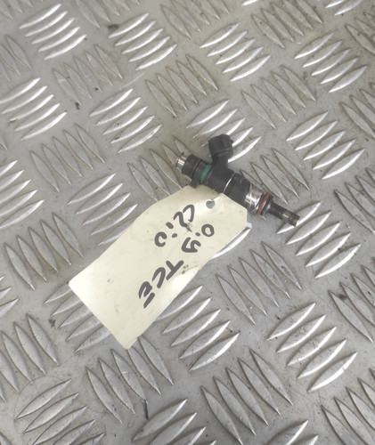 Injecteur combustible - ,