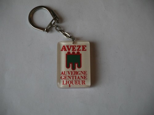 Porte clé aveze auvergne - porte,