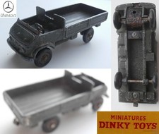 epave Mercedes Benz Unimog 4x4 militaire dinky toys france 821 boite repro 1/43