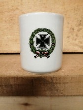 Tasse patriotique Allemande règlementaire croix de fer 1914 couronne WW1