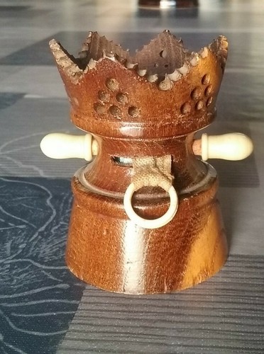 Ancien metre ruban - ancien, un