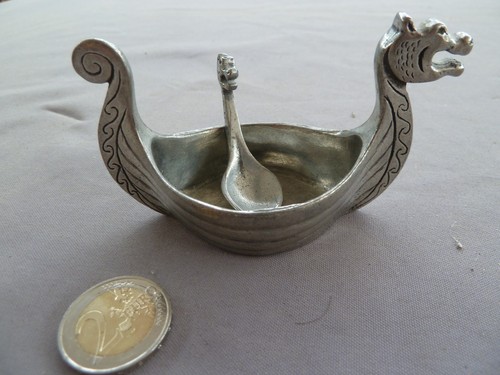 Ancienne salière forme - en,