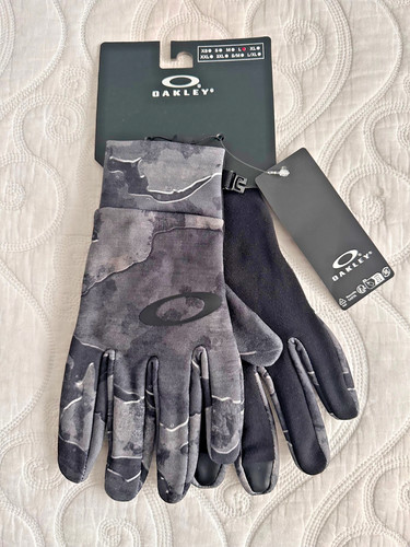 New oakley latitude fleece - latitude, •